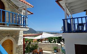 Amphora rooms